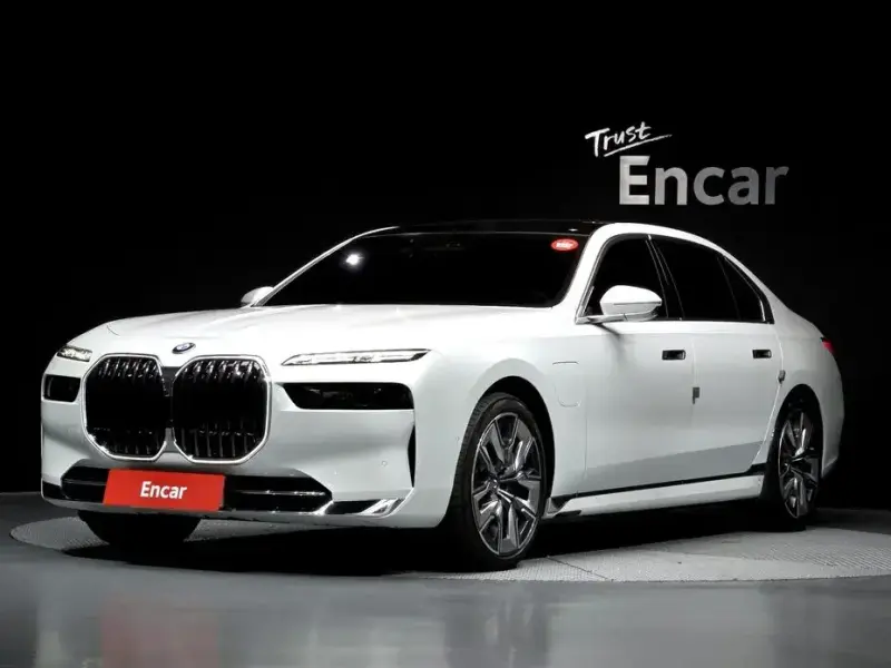 2025 BMW 7 серии с пробегом 7 831 км