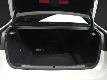 2025 BMW 7 серии с пробегом 7 831 км