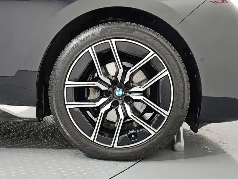 2024 BMW 7 серии с пробегом 25 343 км