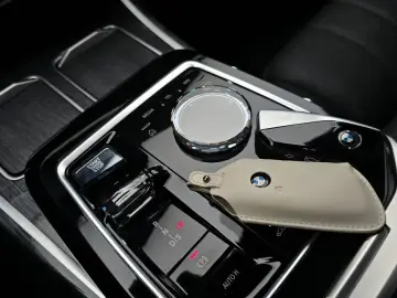 2023 BMW 7 серии с пробегом 39 427 км