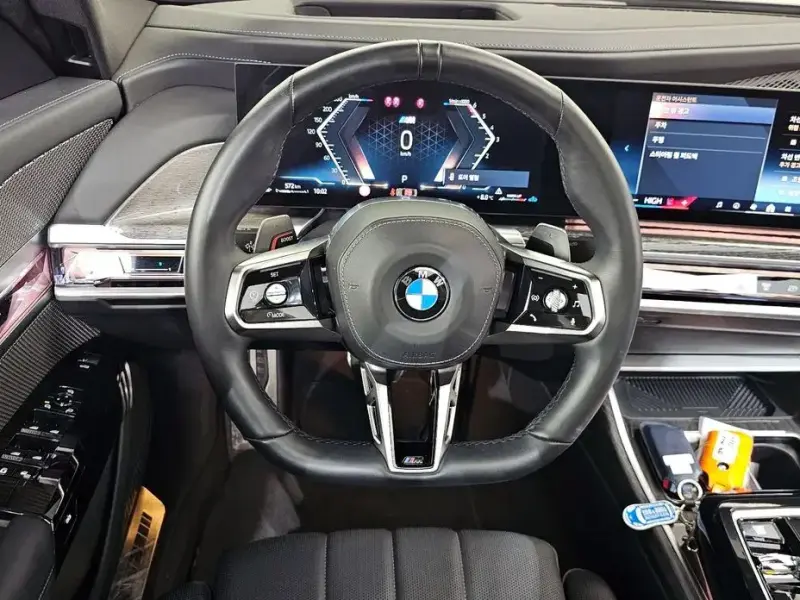 2024 BMW 7 серии с пробегом 25 343 км