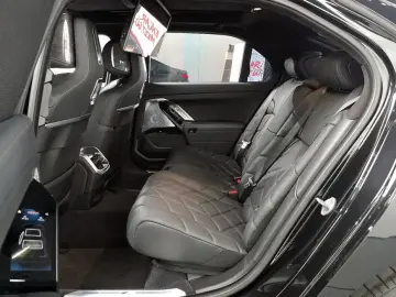 2023 BMW 7 серии с пробегом 39 427 км