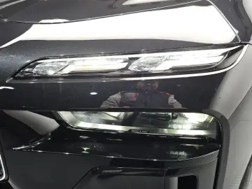 2023 BMW 7 серии с пробегом 39 427 км