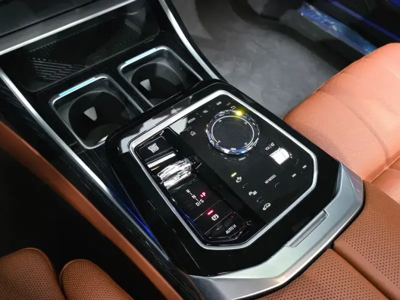 2025 BMW 7 серии с пробегом 5 871 км