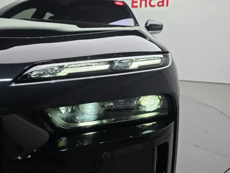 2025 BMW 7 серии с пробегом 8 375 км