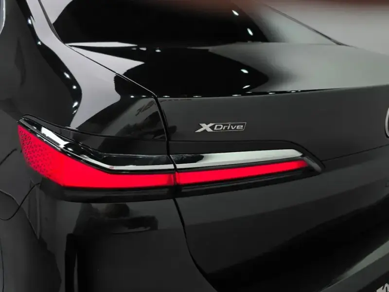 2025 BMW 7 серии с пробегом 8 375 км
