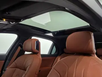 2025 BMW 7 серии с пробегом 8 375 км