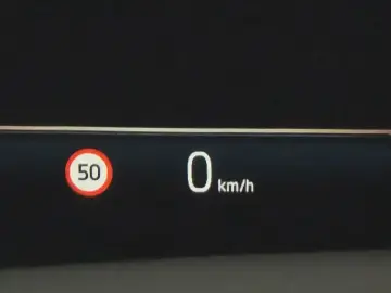2025 BMW 7 серии с пробегом 5 871 км