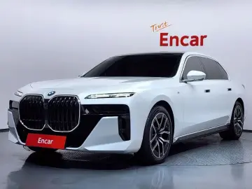 2024 BMW 7 серии с пробегом 36 899 км