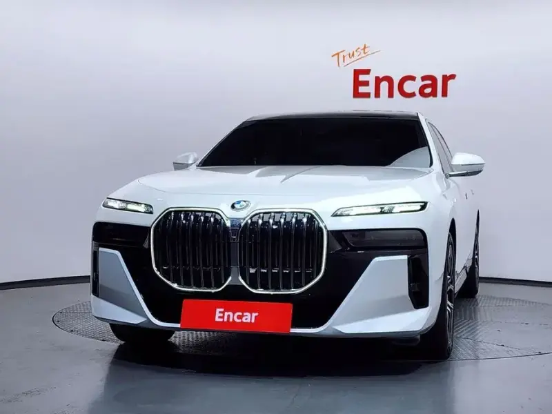 2024 BMW 7 серии с пробегом 36 899 км