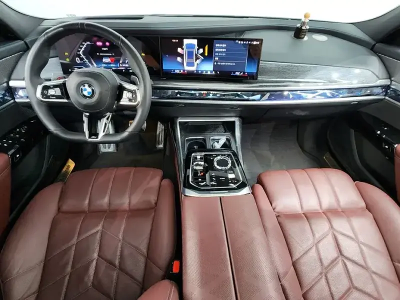 2024 BMW 7 серии с пробегом 36 899 км