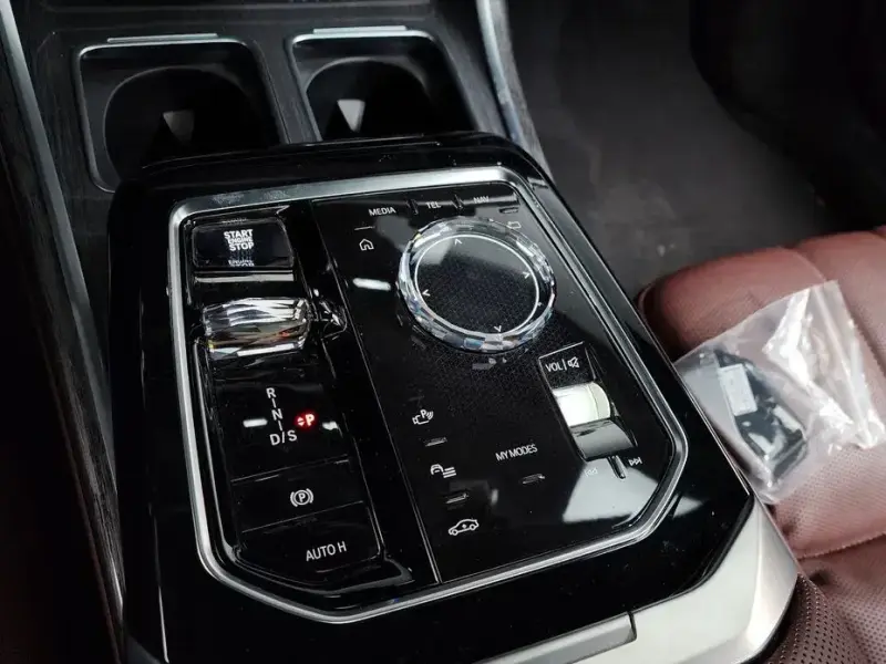 2024 BMW 7 серии с пробегом 36 899 км