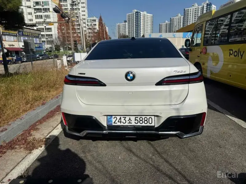 2025 BMW 7 серии с пробегом 8 945 км