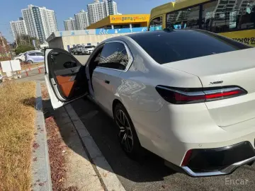 2025 BMW 7 серии с пробегом 8 945 км