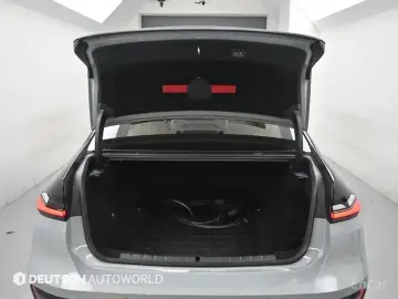 2023 BMW 7 серии с пробегом 33 953 км
