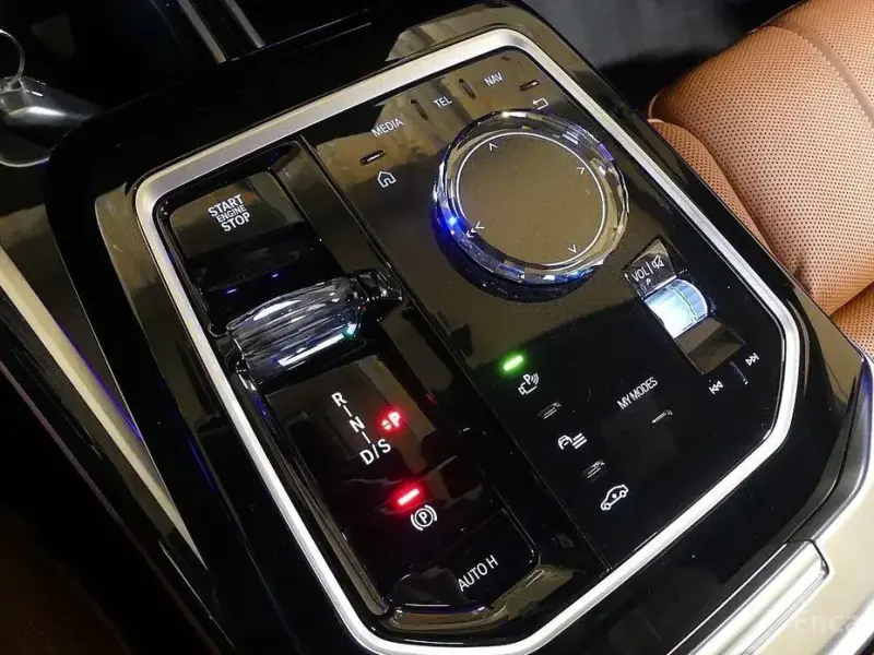 2024 BMW 7 серии с пробегом 7 100 км