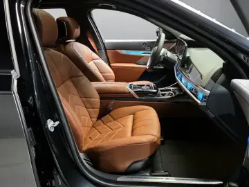 2025 BMW 7 серии с пробегом 16 241 км