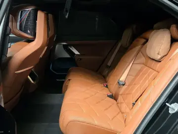 2025 BMW 7 серии с пробегом 16 241 км