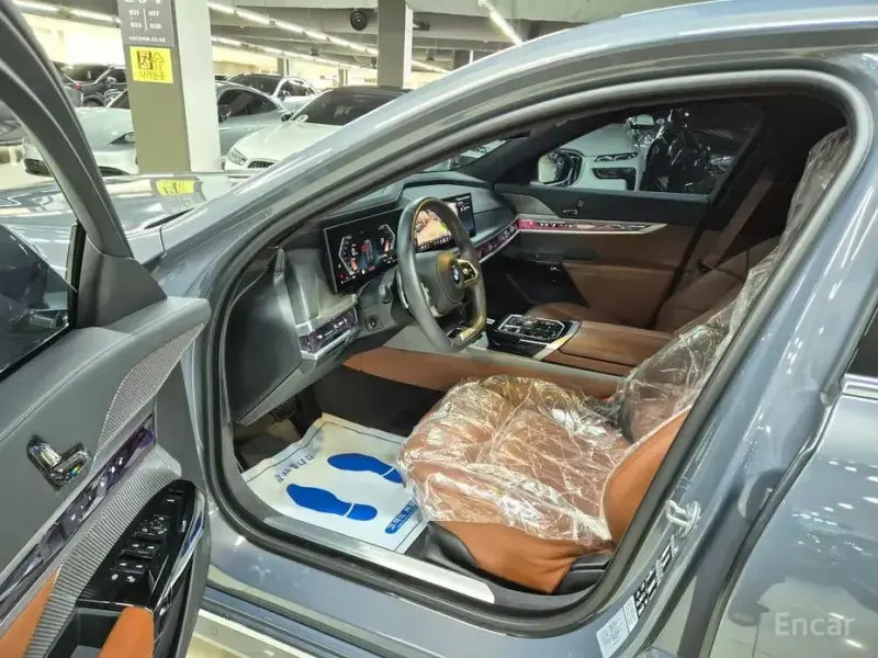 2023 BMW 7 серии с пробегом 33 535 км