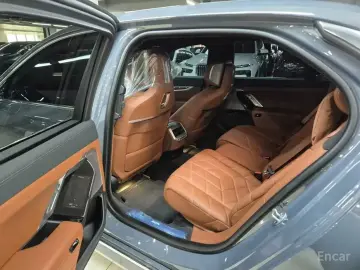 2023 BMW 7 серии с пробегом 33 535 км