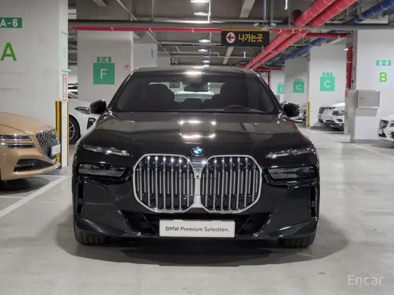 2025 BMW 7 серии с пробегом 10 308 км