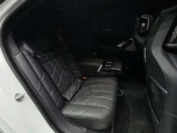 2025 BMW 7 серии с пробегом 9 142 км