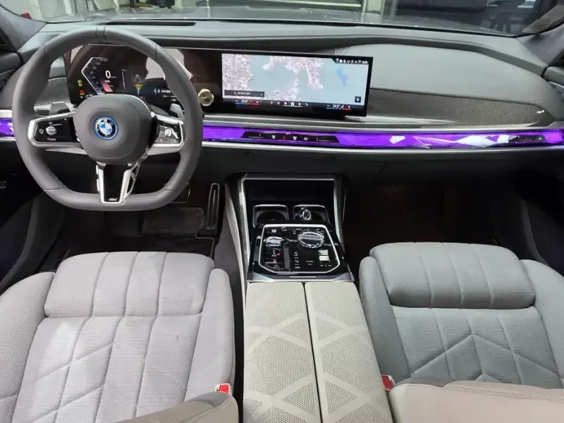 2025 BMW 7 серии с пробегом 7 400 км