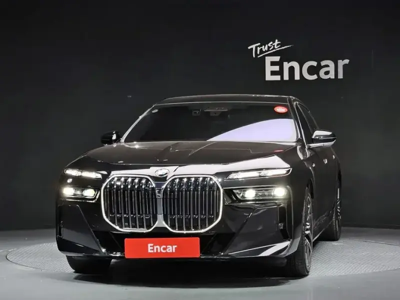 2024 BMW 7 серии с пробегом 36 652 км