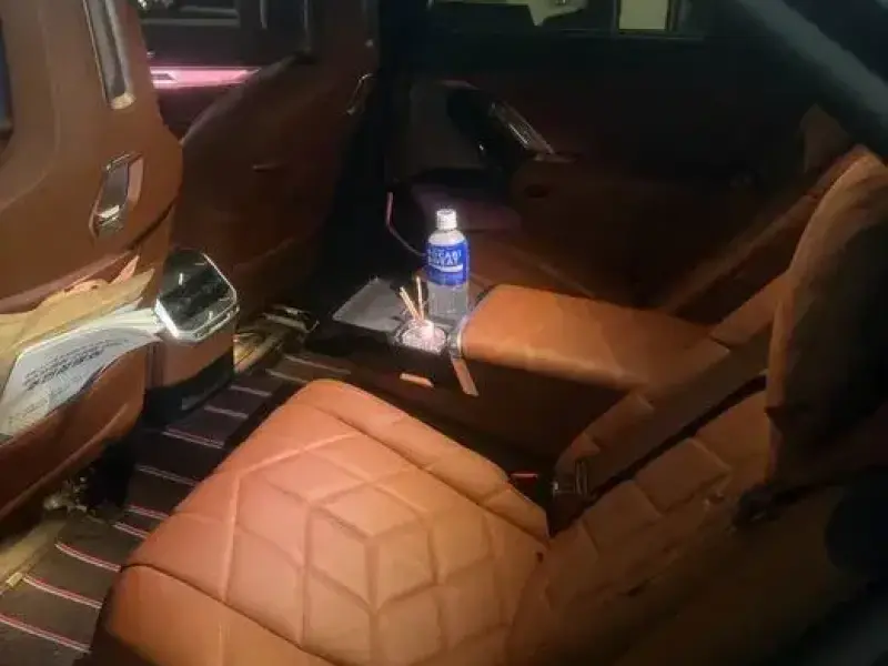 2024 BMW 7 серии с пробегом 30 350 км