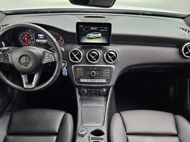 2016 Mercedes-Benz A-Класс с пробегом 49 073 км