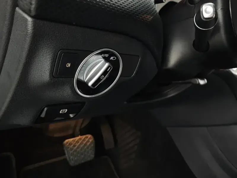 2016 Mercedes-Benz A-Класс с пробегом 49 073 км