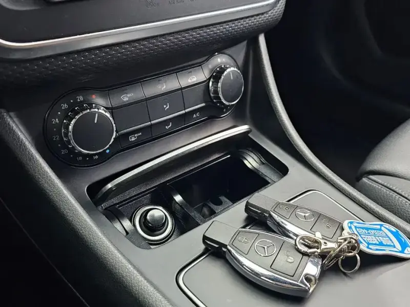 2016 Mercedes-Benz A-Класс с пробегом 49 073 км