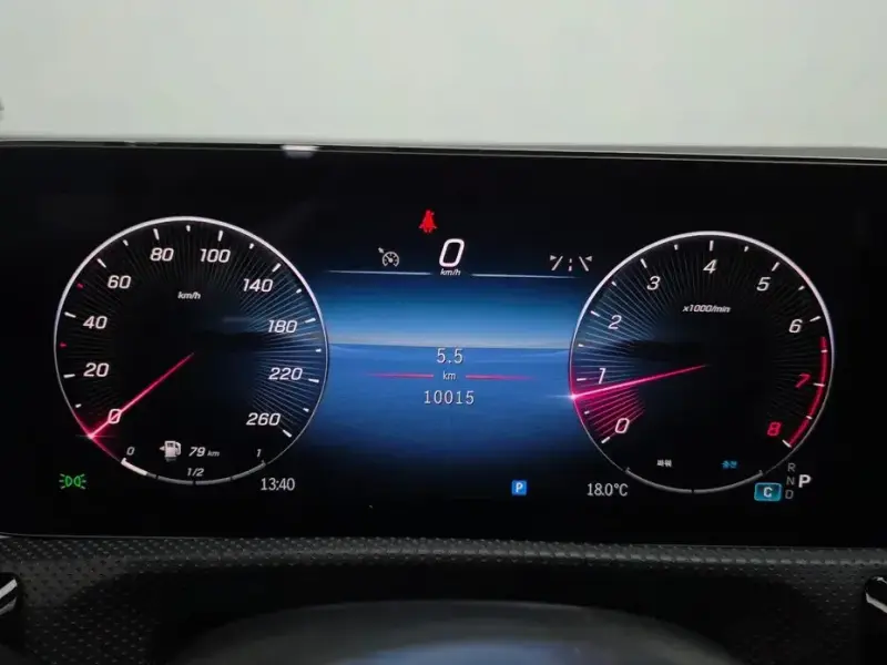 2024 Mercedes-Benz A-Класс с пробегом 10 015 км
