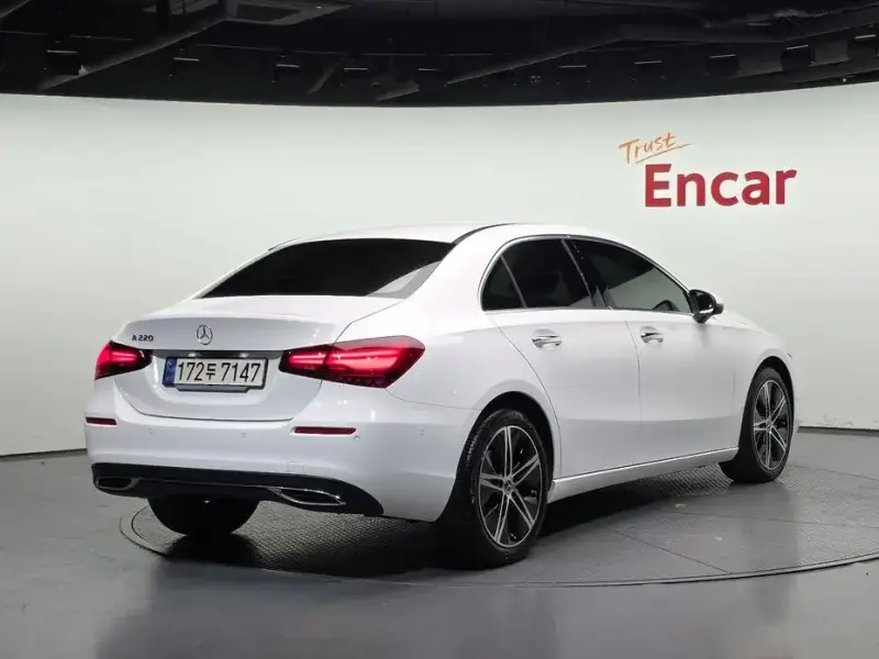 2024 Mercedes-Benz A-Класс с пробегом 14 169 км