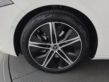 2024 Mercedes-Benz A-Класс с пробегом 14 169 км