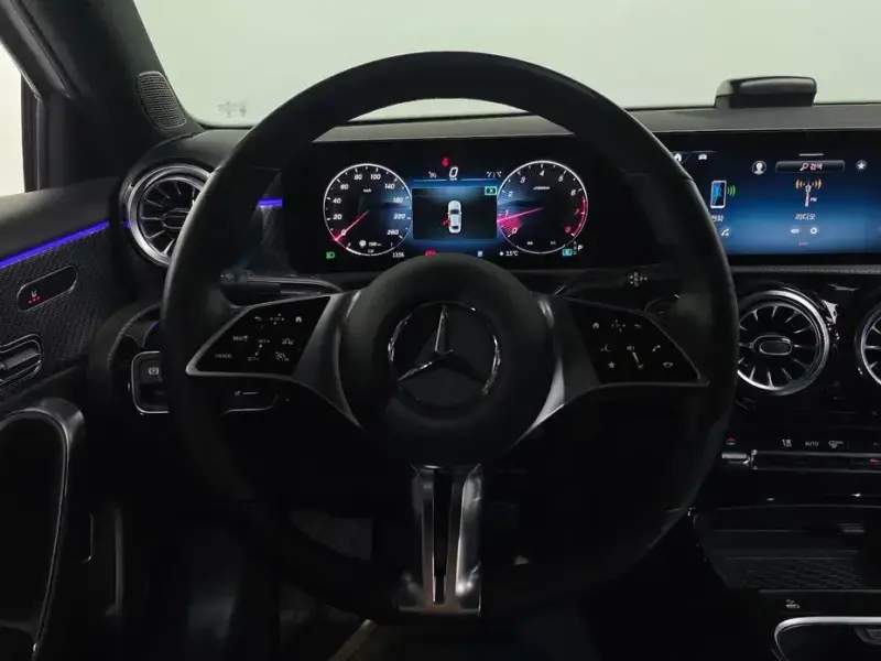 2024 Mercedes-Benz A-Класс с пробегом 14 169 км