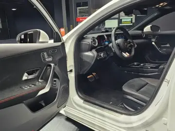 2024 Mercedes-Benz A-Класс с пробегом 5 575 км