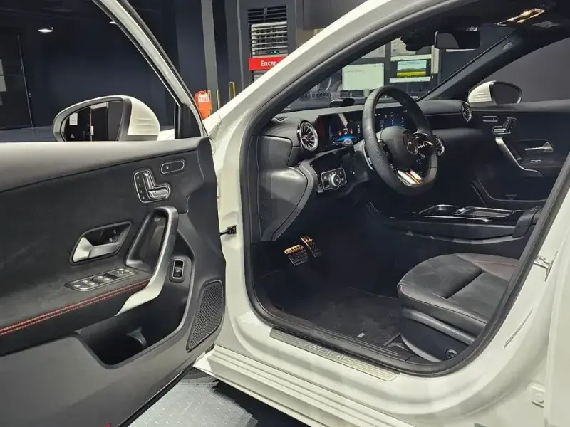 2024 Mercedes-Benz A-Класс с пробегом 5 575 км