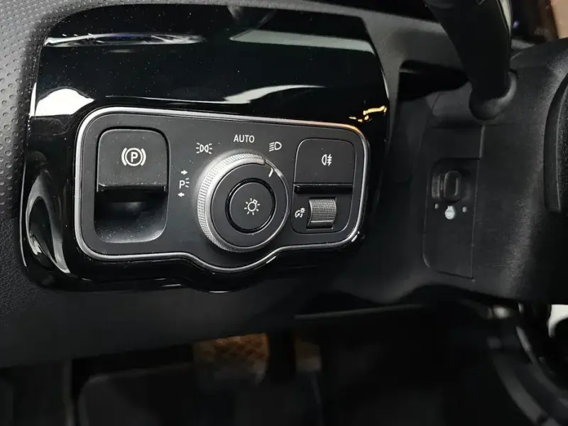 2024 Mercedes-Benz A-Класс с пробегом 13 860 км