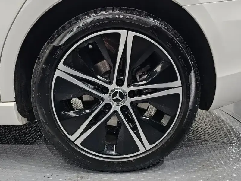 2024 Mercedes-Benz A-Класс с пробегом 13 860 км