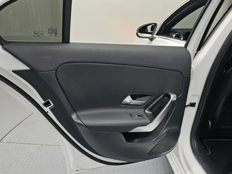 2024 Mercedes-Benz A-Класс с пробегом 13 860 км