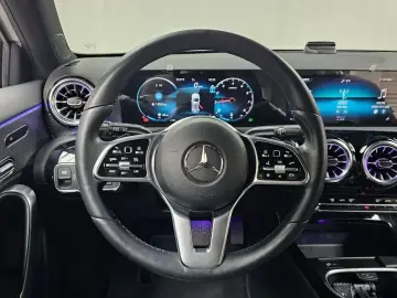 2023 Mercedes-Benz A-Класс с пробегом 17 027 км