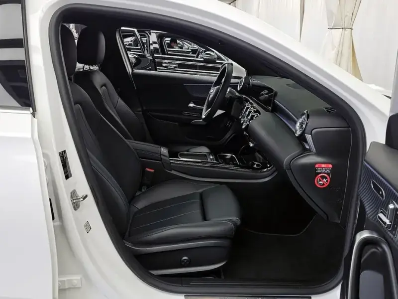 2024 Mercedes-Benz A-Класс с пробегом 11 351 км
