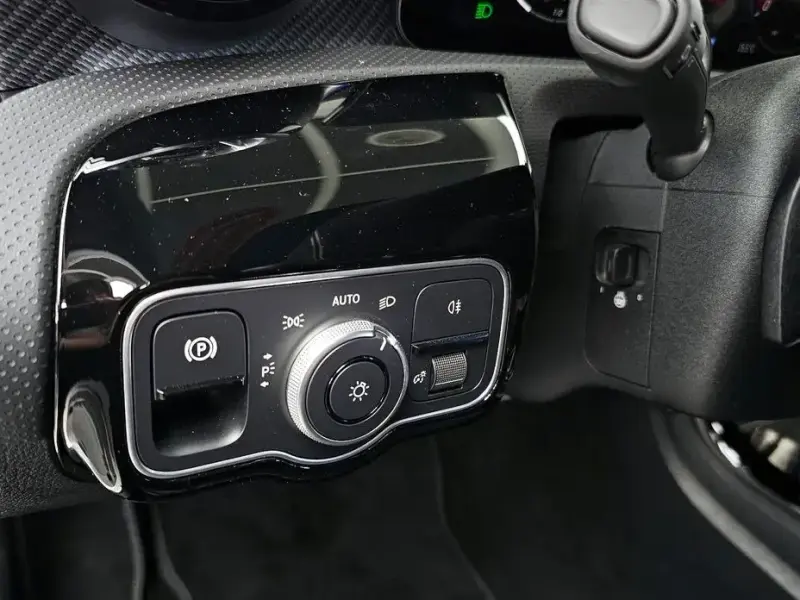 2024 Mercedes-Benz A-Класс с пробегом 11 351 км