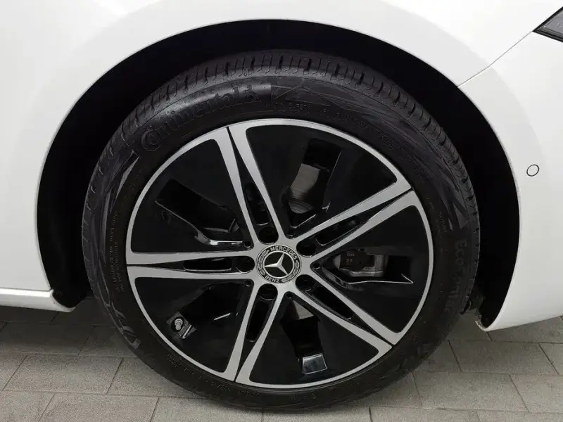 2024 Mercedes-Benz A-Класс с пробегом 11 351 км