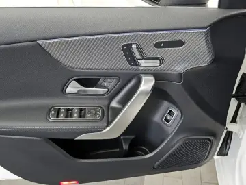 2024 Mercedes-Benz A-Класс с пробегом 11 351 км