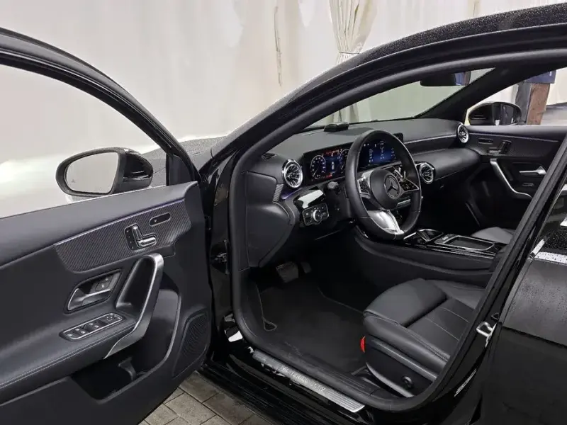 2025 Mercedes-Benz A-Класс с пробегом 3 868 км