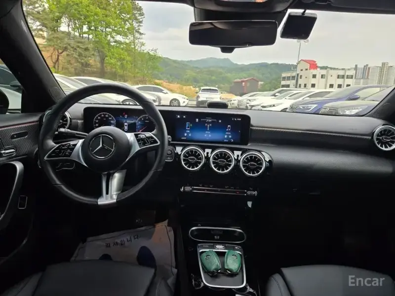 2024 Mercedes-Benz A-Класс с пробегом 14 274 км