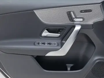 2025 Mercedes-Benz A-Класс с пробегом 1 398 км