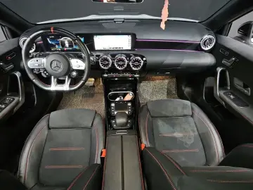 2023 Mercedes-Benz A-Класс с пробегом 21 161 км